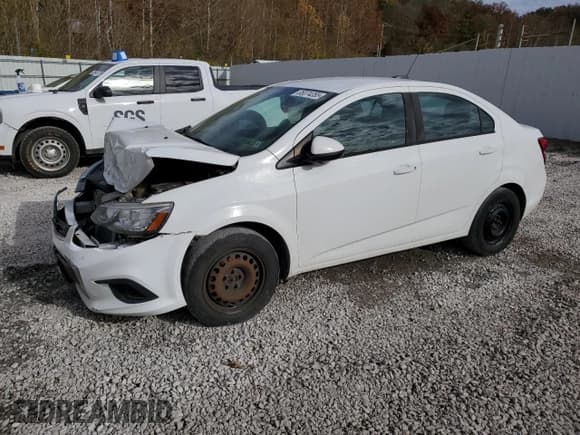 ✅ 2017 Chevrolet Sonic LS • VIN: 1G1JB5SH2H4156245 • Lot: 85374355. Listed on Copart with 193,014 mi. Free auction sales archive from the USA and detailed vehicle history report at DreamBid. Image 1.