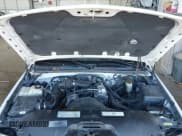 ✅ 2001 Chevrolet Silverado 1500 • VIN: 1GCEC14W31Z103265 • Lot: 43600029. Listed on IAAI with 206,246 mi. Free auction sales archive from the USA and detailed vehicle history report at DreamBid. Image 10.