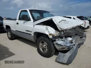 ✅ 2000 Dodge 1500 • VIN: 1B7HC16Y1YS569954 • Лот: 75164284. Опубликован ранее на Copart с пробегом Не указан. Бесплатный доступ к архиву аукционных продаж из США и подробный отчёт об истории автомобиля на DreamBid. Изображение 4.