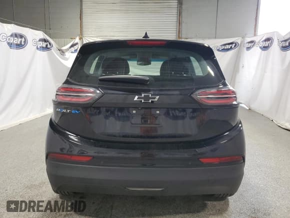 ✅ 2023 Chevrolet Bolt EV 1LT • VIN: 1G1FW6S08P4187640 • Lot: 71317094. Wystawiony na Copart z przebiegiem 15 199 mil. Bezpłatny archiwum sprzedaży aukcyjnych z USA i szczegółowy raport historii pojazdu na DreamBid. Zdjęcie 6.