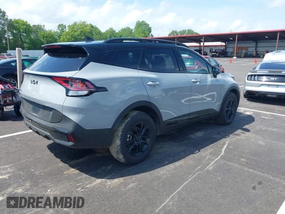 ✅ 2025 Kia Sportage X-Pro • VIN: 5XYK7CDF9SG257059 • Lot: 42513343. Listed on IAAI with 14,721 mi. Free auction sales archive from the USA and detailed vehicle history report at DreamBid. Image 4.