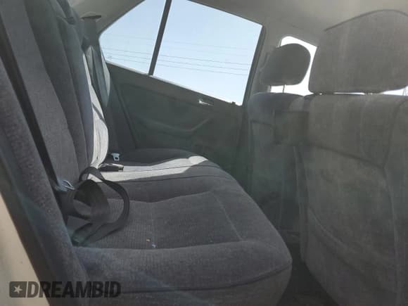 ✅ 1993 Honda Accord • VIN: 1HGCB7690PA114737 • Lot: 62903085. Listed on Copart with 224,419 mi. Free auction sales archive from the USA and detailed vehicle history report at DreamBid. Image 10.