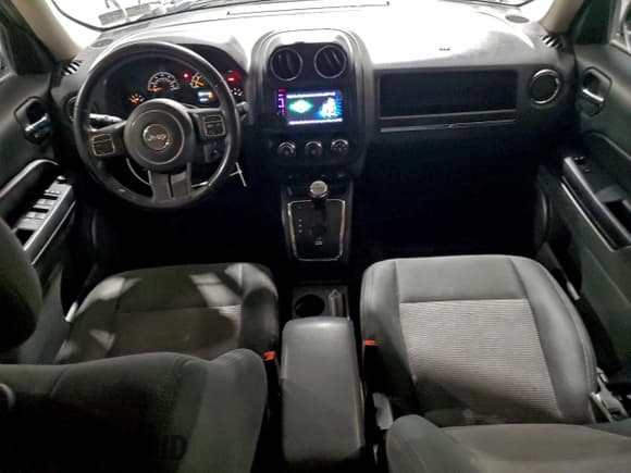 ✅ 2014 Jeep Patriot Latitude • VIN: 1C4NJRFB1ED627886 • Lot: 94537585. Listed on Copart with 118,800 mi. Free auction sales archive from the USA and detailed vehicle history report at DreamBid. Image 8.