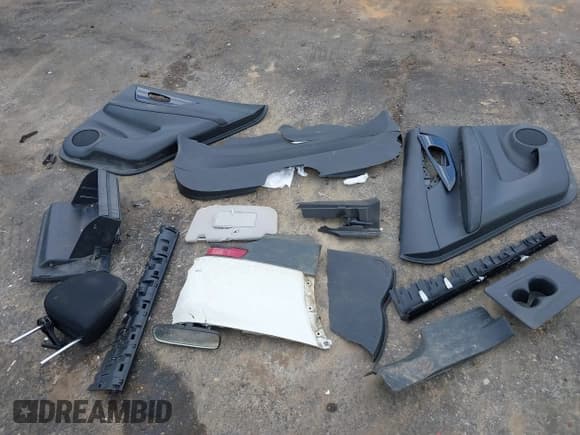 ✅ 2019 Nissan Rogue SV • VIN: KNMAT2MT5KP502945 • Лот: 42970625. Опубликован ранее на IAAI с пробегом 144 927 миль. Бесплатный доступ к архиву аукционных продаж из США и подробный отчёт об истории автомобиля на DreamBid. Изображение 12.