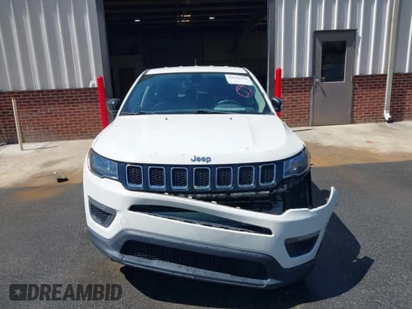 ✅ 2018 Jeep Compass Sport • VIN: 3C4NJCAB9JT151685 • Lot: 43142236. Listed on IAAI with 140,428 mi. Free auction sales archive from the USA and detailed vehicle history report at DreamBid. Image 12.