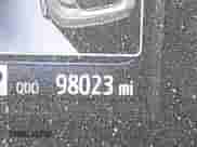 2017 Toyota Camry XLE z VIN 4T1BF1FK3HU739790, wystawiony jako IAAI lot #43380795 z przebiegiem 98 023 mil mil oraz . Historia ofert i sprzedaży dostępna na DreamBid. Obrazek 15.