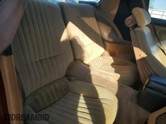 ✅ 1989 Pontiac Firebird • VIN: 1G2FW2187KL205300 • Лот: 50219815. Опубликован ранее на Copart с пробегом 1 380 568 миль. Бесплатный доступ к архиву аукционных продаж из США и подробный отчёт об истории автомобиля на DreamBid. Изображение 11.