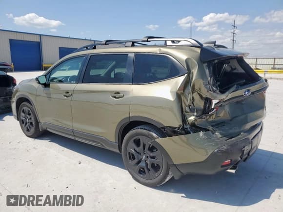 ✅ 2024 Subaru Ascent Onyx • VIN: 4S4WMAHDXR3424174 • Lot: 70757085. Listed on Copart with 17,152 mi. Free auction sales archive from the USA and detailed vehicle history report at DreamBid. Image 2.
