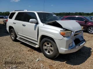 ✅ 2013 Toyota 4Runner SR5 • VIN: JTEZU5JRXD5059177 • Lot: 69368965. Listed on Copart with 234,545 mi. Free auction sales archive from the USA and detailed vehicle history report at DreamBid. Image 4.