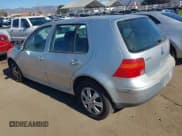 ✅ 2003 Volkswagen Golf GL • VIN: 9BWFK61JX34012903 • Lot: 41733949. Wystawiony na IAAI z przebiegiem 178 500 mil. Bezpłatny archiwum sprzedaży aukcyjnych z USA i szczegółowy raport historii pojazdu na DreamBid. Zdjęcie 3.