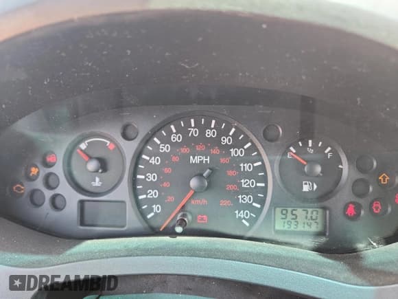 ✅ 2007 Ford Focus S • VIN: 1FAFP31N37W231909 • Lot: 80138555. Wystawiony na Copart z przebiegiem 193 147 mil. Bezpłatny archiwum sprzedaży aukcyjnych z USA i szczegółowy raport historii pojazdu na DreamBid. Zdjęcie 9.