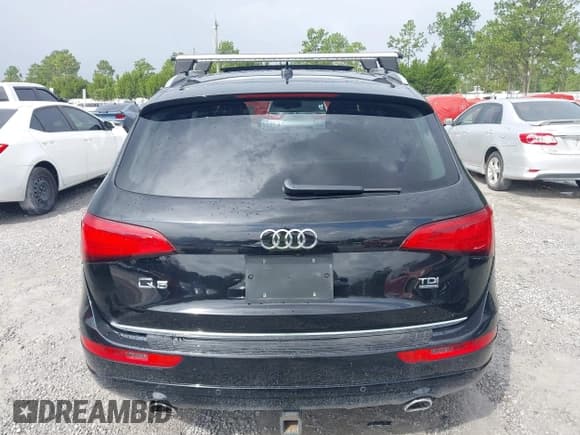✅ 2015 Audi Q5 Prestige • VIN: WA1VMAFP8FA057905 • Lot: 42618741. Wystawiony na IAAI z przebiegiem 123 337 mil. Bezpłatny archiwum sprzedaży aukcyjnych z USA i szczegółowy raport historii pojazdu na DreamBid. Zdjęcie 17.