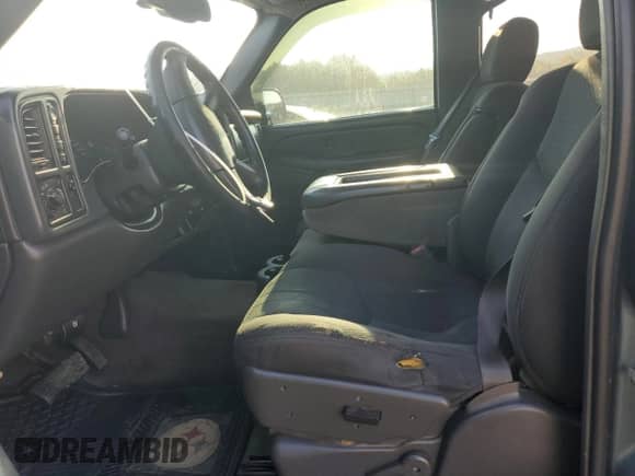 2006 Chevrolet Silverado 1500 LT1 с VIN 2GCEK13T561120496, выставлен на аукционе Copart как лот 70899855 с пробегом 369 542 миль миль и Списание • Salvage title. История ставок и продаж доступна на DreamBid. Изображение 7.