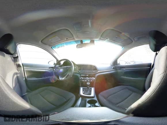 2020 Hyundai Elantra SEL z VIN KMHD84LF6LU949644, wystawiony jako IAAI lot #43638637 z przebiegiem 69 507 mil mil oraz . Historia ofert i sprzedaży dostępna na DreamBid. Obrazek 19.