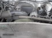 ✅ 2017 Chevrolet Silverado 2500HD Work Truck • VIN: 1GC2KUEGXHZ251227 • Lot: 42331950. Wystawiony na IAAI z przebiegiem 160 592 mil. Bezpłatny archiwum sprzedaży aukcyjnych z USA i szczegółowy raport historii pojazdu na DreamBid. Zdjęcie 10.