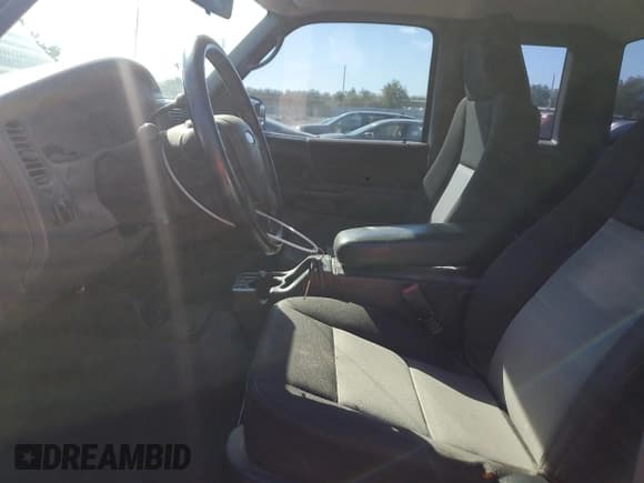 ✅ 2004 Ford Ranger XL • VIN: 1FTYR14U84PB35591 • Lot: 90366125. Listed on Copart with 133,237 mi. Free auction sales archive from the USA and detailed vehicle history report at DreamBid. Image 7.