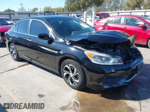 ✅ 2016 Honda Accord LX • VIN: 1HGCR2F33GA145734 • Lot: 43633564. Wystawiony na IAAI z przebiegiem 88 229 mil. Bezpłatny archiwum sprzedaży aukcyjnych z USA i szczegółowy raport historii pojazdu na DreamBid. Zdjęcie 1.