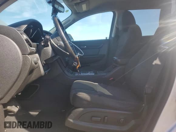 ✅ 2016 Chevrolet Traverse LT • VIN: 1GNKVGKD5GJ170191 • Лот: 85310465. Опубликован ранее на Copart с пробегом 135 519 миль. Бесплатный доступ к архиву аукционных продаж из США и подробный отчёт об истории автомобиля на DreamBid. Изображение 7.