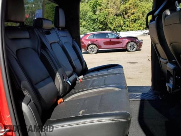 2025 Ram 1500 Rebel z VIN 1C6SRFLP4SN697440, wystawiony jako Copart lot #72078505 z przebiegiem 2 804 mil mil oraz Szkoda całkowita • Salvage title. Historia ofert i sprzedaży dostępna na DreamBid. Obrazek 10.