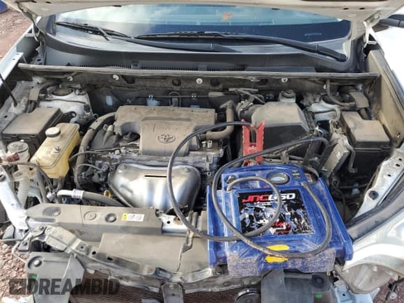 ✅ 2018 Toyota RAV4 XLE • VIN: JTMWFREV6JJ192067 • Lot: 86325535. Listed on Copart with 85,851 mi. Free auction sales archive from the USA and detailed vehicle history report at DreamBid. Image 12.