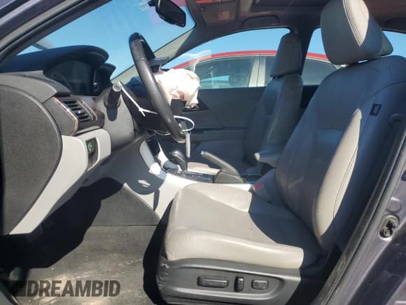 ✅ 2016 Honda Accord EX-L • VIN: 1HGCR2F81GA006861 • Lot: 89436645. Listed on Copart with 74,251 mi. Free auction sales archive from the USA and detailed vehicle history report at DreamBid. Image 7.