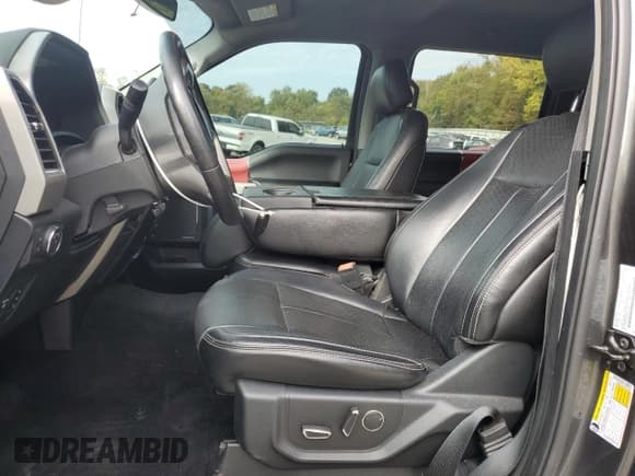 ✅ 2018 Ford F-150 XLT • VIN: 1FTEW1E55JFA19348 • Lot: 80910135. Listed on Copart with 43,905 mi. Free auction sales archive from the USA and detailed vehicle history report at DreamBid. Image 7.