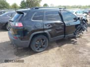 ✅ 2019 Jeep Cherokee Latitude Plus • VIN: 1C4PJLLX6KD326290 • Лот: 43195603. Опубликован ранее на IAAI с пробегом 109 670 миль. Бесплатный доступ к архиву аукционных продаж из США и подробный отчёт об истории автомобиля на DreamBid. Изображение 4.