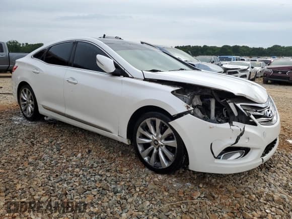 ✅ 2013 Hyundai Azera • VIN: KMHFH4JG2DA308711 • Lot: 56865815. Wystawiony na Copart z przebiegiem 293 176 mil. Bezpłatny archiwum sprzedaży aukcyjnych z USA i szczegółowy raport historii pojazdu na DreamBid. Zdjęcie 4.