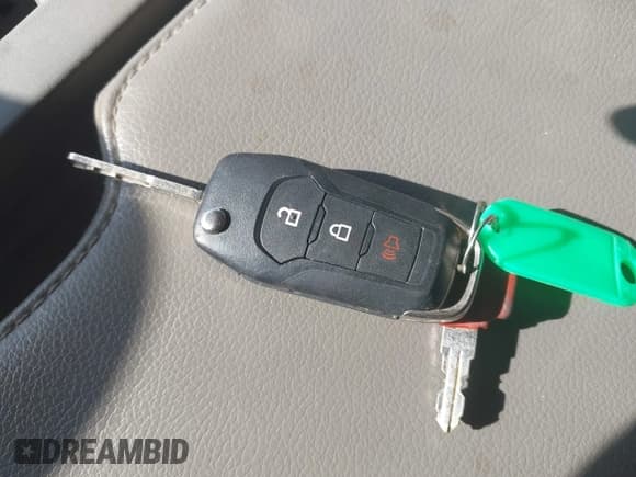 ✅ 2019 Ford F-250 XL • VIN: 1FT7W2BTXKEF78855 • Lot: 42893495. Listed on IAAI with 99,136 mi. Free auction sales archive from the USA and detailed vehicle history report at DreamBid. Image 11.