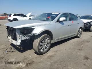 ✅ 2016 Kia Cadenza Premium • VIN: KNALN4D73G5216576 • Lot: 71492055. Wystawiony na Copart z przebiegiem Nie podano. Bezpłatny archiwum sprzedaży aukcyjnych z USA i szczegółowy raport historii pojazdu na DreamBid. Zdjęcie 1.