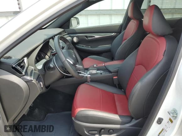 ✅ 2023 Infiniti QX50 Sport • VIN: 3PCAJ5FA4PF121110 • Lot: 65622154. Wystawiony na Copart z przebiegiem 9 708 mil. Bezpłatny archiwum sprzedaży aukcyjnych z USA i szczegółowy raport historii pojazdu na DreamBid. Zdjęcie 7.