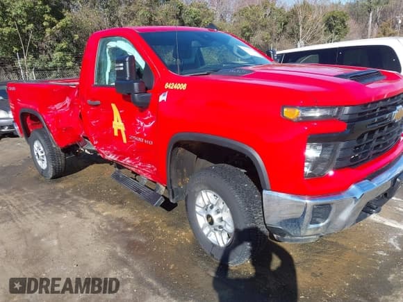✅ 2024 Chevrolet Silverado 2500HD • VIN: 1GC0YLE79RF155477 • Lot: 41679710. Listed on IAAI with 33,043 mi. Free auction sales archive from the USA and detailed vehicle history report at DreamBid. Image 1.