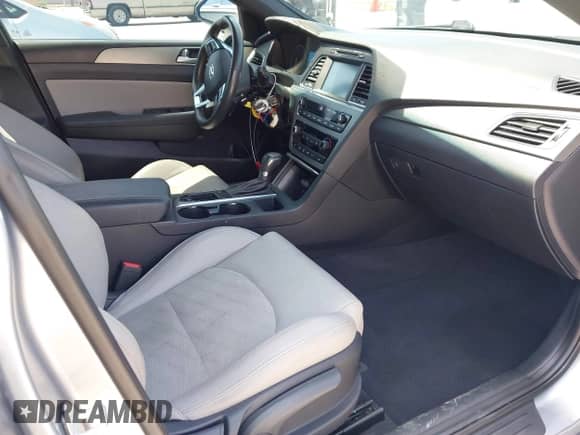 2017 Hyundai Sonata Sport with VIN 5NPE34AB0HH513185, listed as a IAAI auction lot 42077494 with 47,102 mi miles and . Bid and sale history available at DreamBid. Image 5.