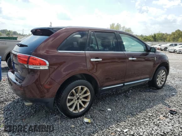 ✅ 2012 Lincoln MKX • VIN: 2LMDJ6JK2CBL14432 • Lot: 71646315. Listed on Copart with 201,511 mi. Free auction sales archive from the USA and detailed vehicle history report at DreamBid. Image 3.