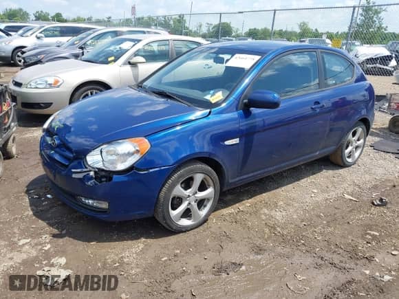 2011 Hyundai Accent SE z VIN KMHCN3AC6BU194520, wystawiony jako IAAI lot #42664778 z przebiegiem 170 197 mil mil oraz . Historia ofert i sprzedaży dostępna na DreamBid. Obrazek 17.