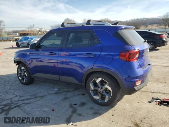 ✅ 2022 Hyundai Venue Limited • VIN: KMHRC8A34NU195554 • Lot: 42798045. Listed on Copart with 47,594 mi. Free auction sales archive from the USA and detailed vehicle history report at DreamBid. Image 2.