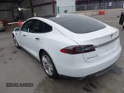 ✅ 2015 Tesla Model S 85 • VIN: 5YJSA1H11FFP75622 • Лот: 43787848. Опубликован ранее на IAAI с пробегом 130 809 миль. Бесплатный доступ к архиву аукционных продаж из США и подробный отчёт об истории автомобиля на DreamBid. Изображение 3.