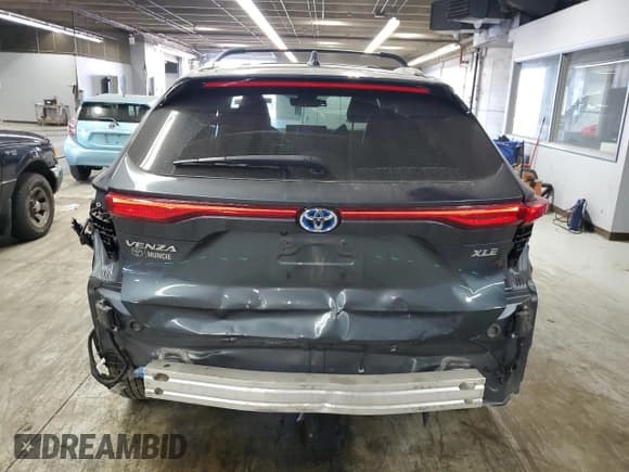 ✅ 2023 Toyota Venza XLE • VIN: JTEAAAAH3PJ134111 • Лот: 82238155. Опубликован ранее на Copart с пробегом 32 431 миль. Бесплатный доступ к архиву аукционных продаж из США и подробный отчёт об истории автомобиля на DreamBid. Изображение 6.
