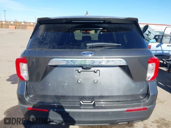 ✅ 2020 Ford Explorer • VIN: 1FMSK8BB3LGC64398 • Lot: 38070178. Listed on IAAI with 23,260 mi. Free auction sales archive from the USA and detailed vehicle history report at DreamBid. Image 17.