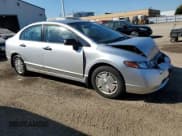 ✅ 2008 Honda Civic DX-G • VIN: 2HGFA16448H121355 • Lot: 80648615. Wystawiony na Copart z przebiegiem 431 169 mil. Bezpłatny archiwum sprzedaży aukcyjnych z USA i szczegółowy raport historii pojazdu na DreamBid. Zdjęcie 4.