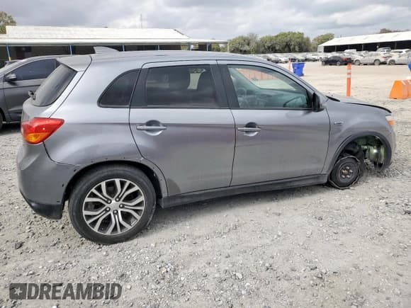 ✅ 2017 Mitsubishi Outlander ES • VIN: JA4AP3AU7HZ026888 • Lot: 91438745. Listed on Copart with 67,625 mi. Free auction sales archive from the USA and detailed vehicle history report at DreamBid. Image 3.