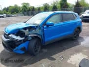 ✅ 2022 Volkswagen Taos SE • VIN: 3VVPX7B28NM011108 • Лот: 42636804. Опубликован ранее на IAAI с пробегом 42 304 миль. Бесплатный доступ к архиву аукционных продаж из США и подробный отчёт об истории автомобиля на DreamBid. Изображение 2.