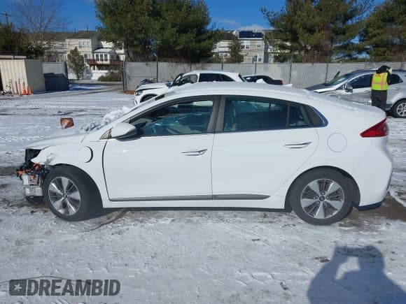 ✅ 2019 Hyundai Ioniq Limited • VIN: KMHC75LD9KU174113 • Lot: 41276943. Wystawiony na IAAI z przebiegiem 41 147 mil. Bezpłatny archiwum sprzedaży aukcyjnych z USA i szczegółowy raport historii pojazdu na DreamBid. Zdjęcie 14.