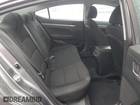 ✅ 2019 Hyundai Elantra SE • VIN: 5NPD74LF2KH460447 • Lot: 50204715. Listed on Copart with 39,649 mi. Free auction sales archive from the USA and detailed vehicle history report at DreamBid. Image 10.