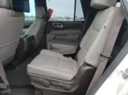 ✅ 2023 Chevrolet Tahoe Z71 • VIN: 1GNSKPKDXPR542392 • Lot: 89528415. Wystawiony na Copart z przebiegiem 31 544 mil. Bezpłatny archiwum sprzedaży aukcyjnych z USA i szczegółowy raport historii pojazdu na DreamBid. Zdjęcie 11.