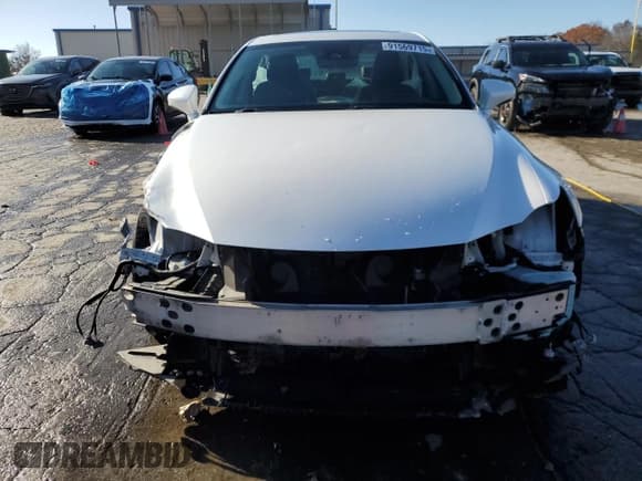 ✅ 2018 Lexus IS 300 • VIN: JTHBA1D2XJ5079932 • Lot: 91569715. Wystawiony na Copart z przebiegiem 111 039 mil. Bezpłatny archiwum sprzedaży aukcyjnych z USA i szczegółowy raport historii pojazdu na DreamBid. Zdjęcie 5.