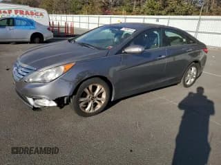 ✅ 2011 Hyundai Sonata SE • VIN: 5NPEC4AC4BH237979 • Lot: 75656514. Listed on Copart with 103,435 mi. Free auction sales archive from the USA and detailed vehicle history report at DreamBid. Image 1.