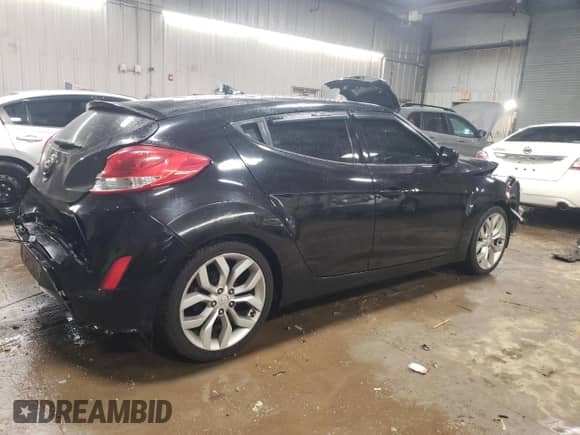 ✅ 2013 Hyundai Veloster RE:MIX • VIN: KMHTC6AD0DU178185 • Лот: 47559025. Размещён на Copart с пробегом 134 754 миль миль. Получите бесплатный доступ к архиву аукционных продаж из США и посмотрите подробный отчёт об истории автомобиля на DreamBid. Изображение 3.