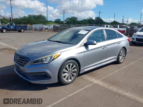 ✅ 2015 Hyundai Sonata Limited • VIN: 5NPE34AFXFH111898 • Лот: 43620191. Опубликован ранее на IAAI с пробегом 110 011 миль. Бесплатный доступ к архиву аукционных продаж из США и подробный отчёт об истории автомобиля на DreamBid. Изображение 2.