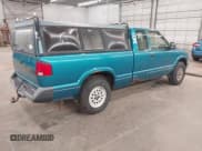 ✅ 1995 Chevrolet S-10 LS • VIN: 1GCDT19W4S8126453 • Лот: 42381335. Опубликован ранее на IAAI с пробегом 124 044 миль. Бесплатный доступ к архиву аукционных продаж из США и подробный отчёт об истории автомобиля на DreamBid. Изображение 4.
